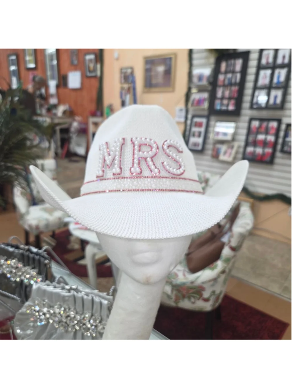 Women's Unbranded White & Pink